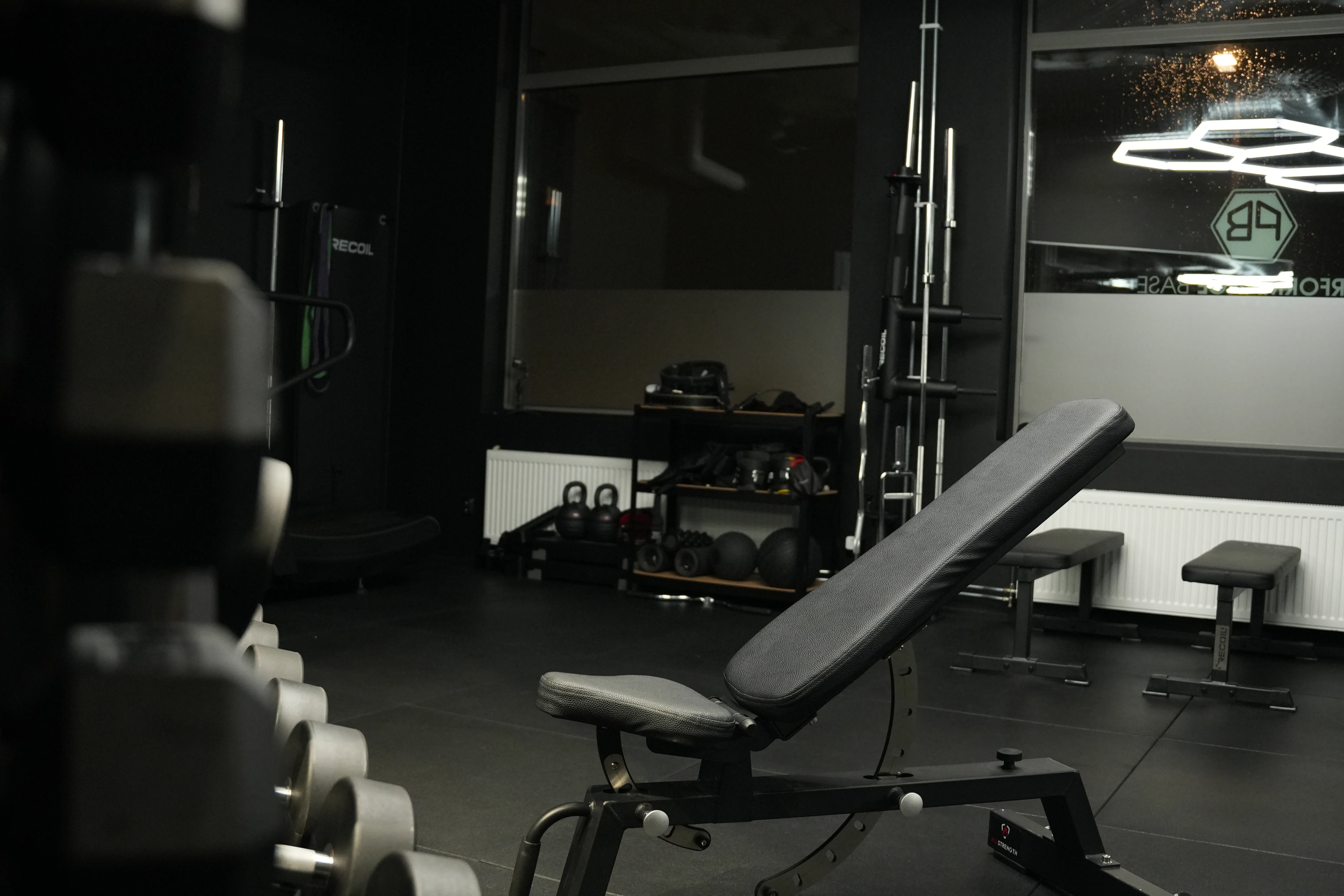 Performance Base Bench