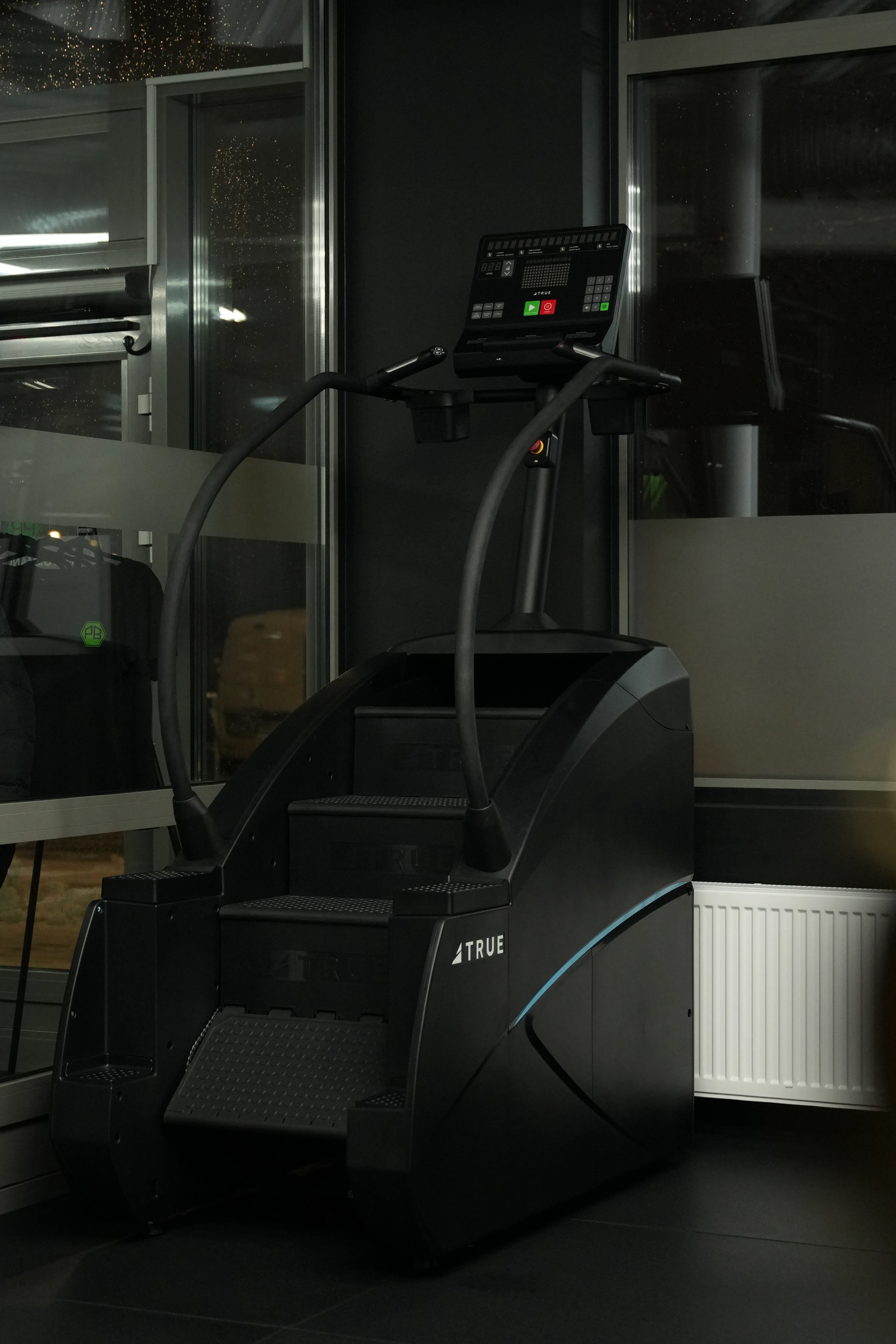 Performance Base Staircase Machine